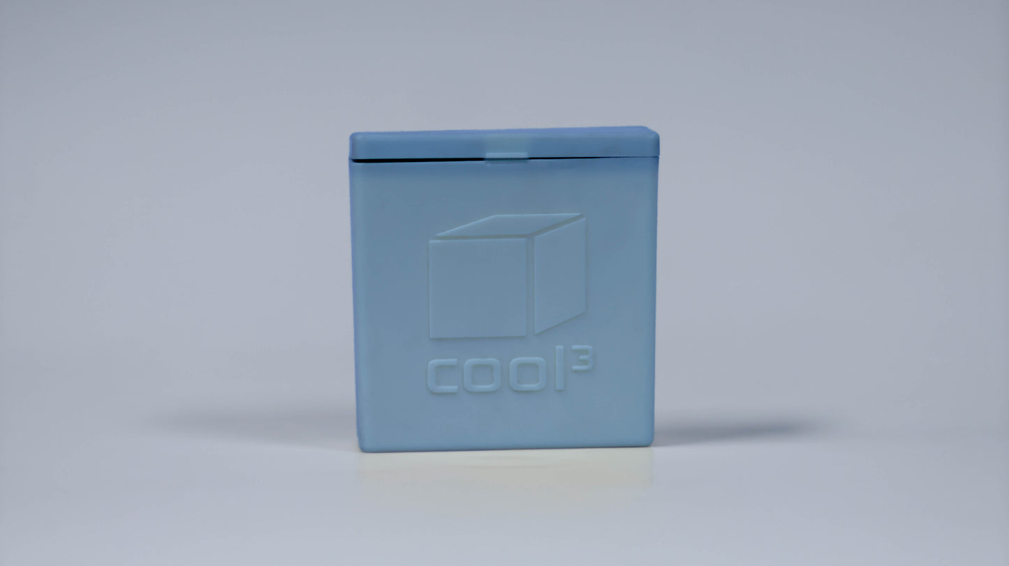Front of Cool 3 ice pack with a bright background.